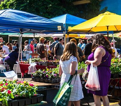 6 Exceptional Farmers Markets In The US